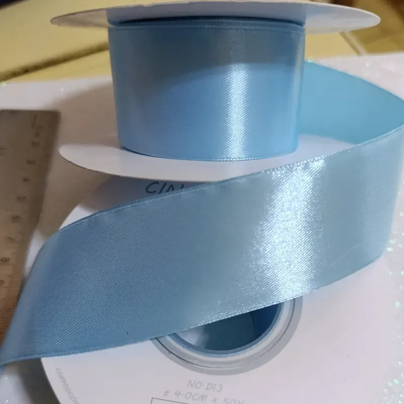 Cinta de satín de 4 cm color azul claro
