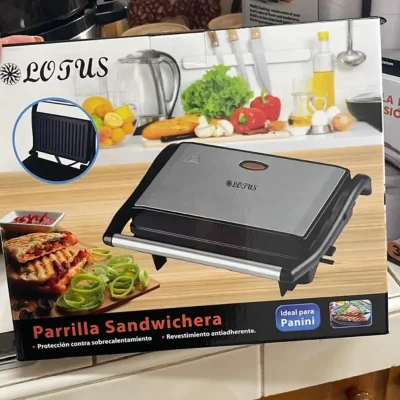 Parrilla Sandwichera. Marca Lotus