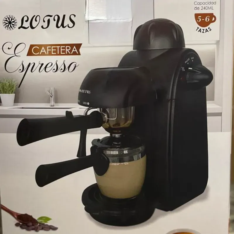 Cafetera Expresso. Marca Lotus