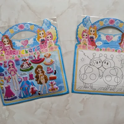 Carton de stickers de cuquitas