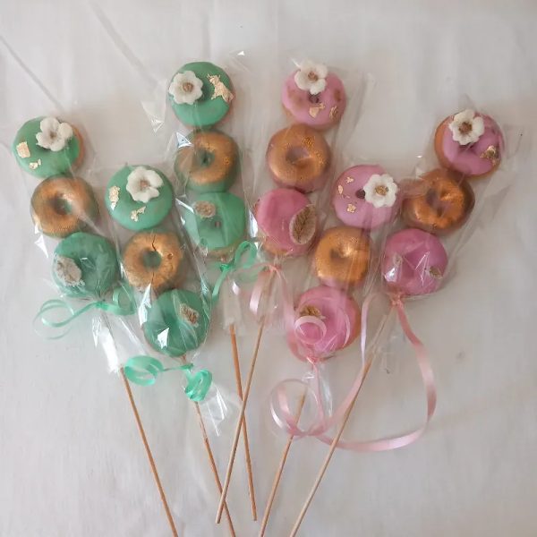 Brocheta de minidonas