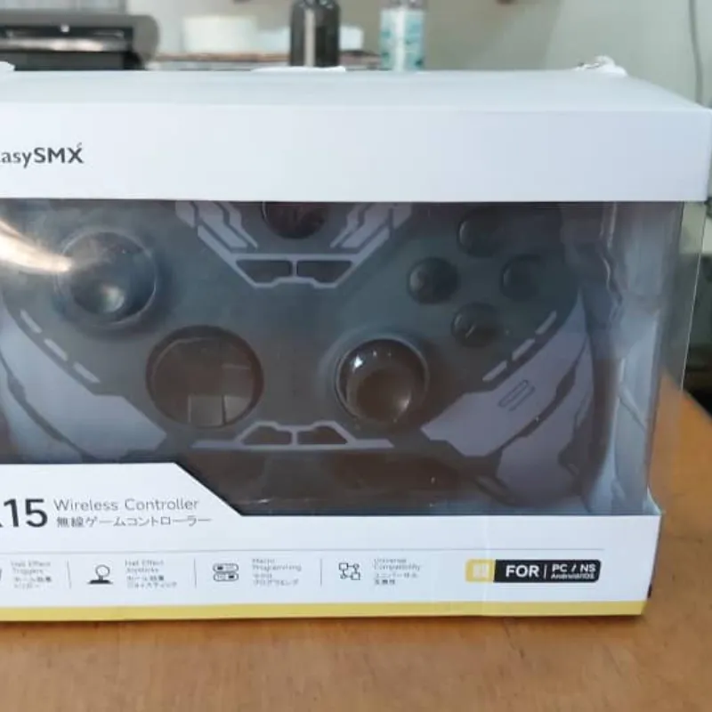 Mando EasySMX model X15 ARGB