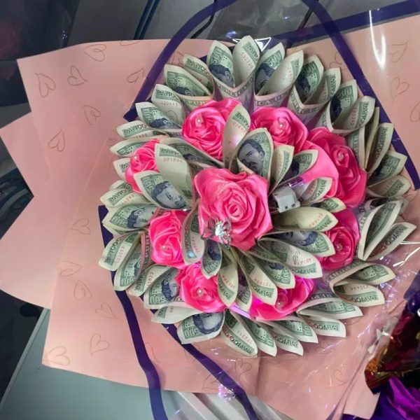 Flores eterna con dinero