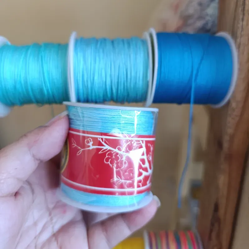 Hilo chino color azul claro 