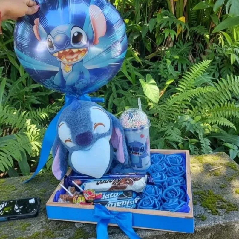 Cajita personalizada Stitch (peluche y globo varía)