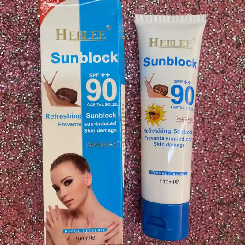 Proctetor Solar Heblee con Baba de Caracol SPF 90 Watterprof