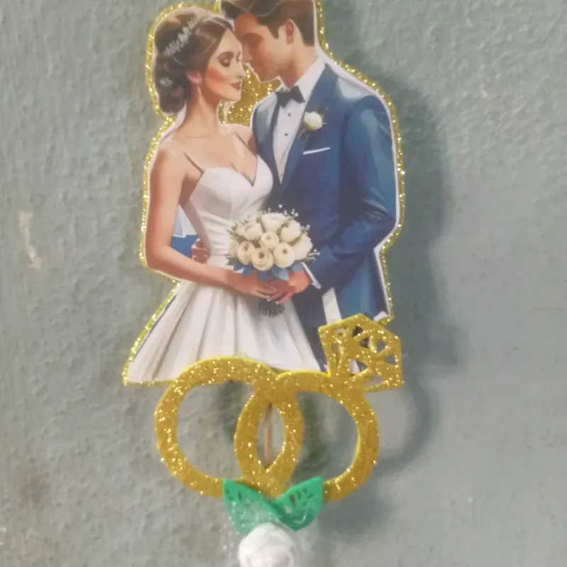 Adorno de cake para aniversario