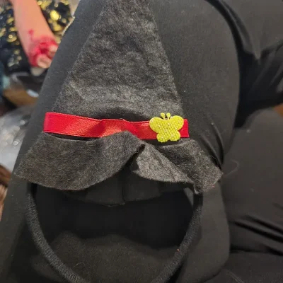 Diadema de Sombrero Negro