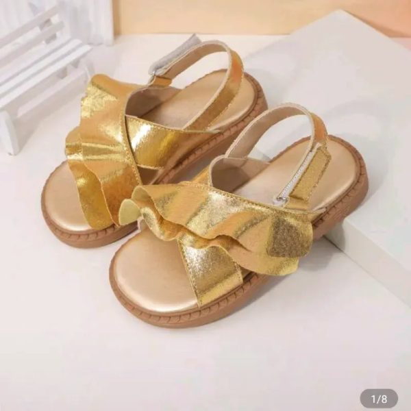 Sandalias de niña
