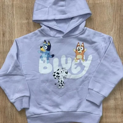 Abrigo con Bluey color violeta