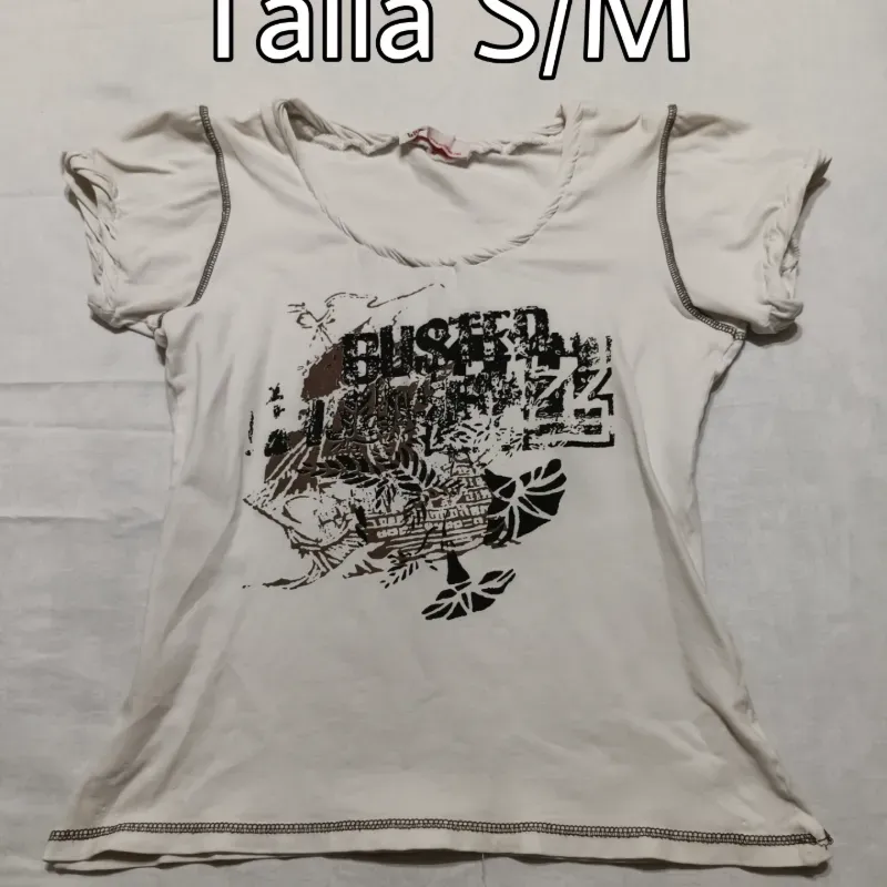 Pullover blanco con cartel Busted.