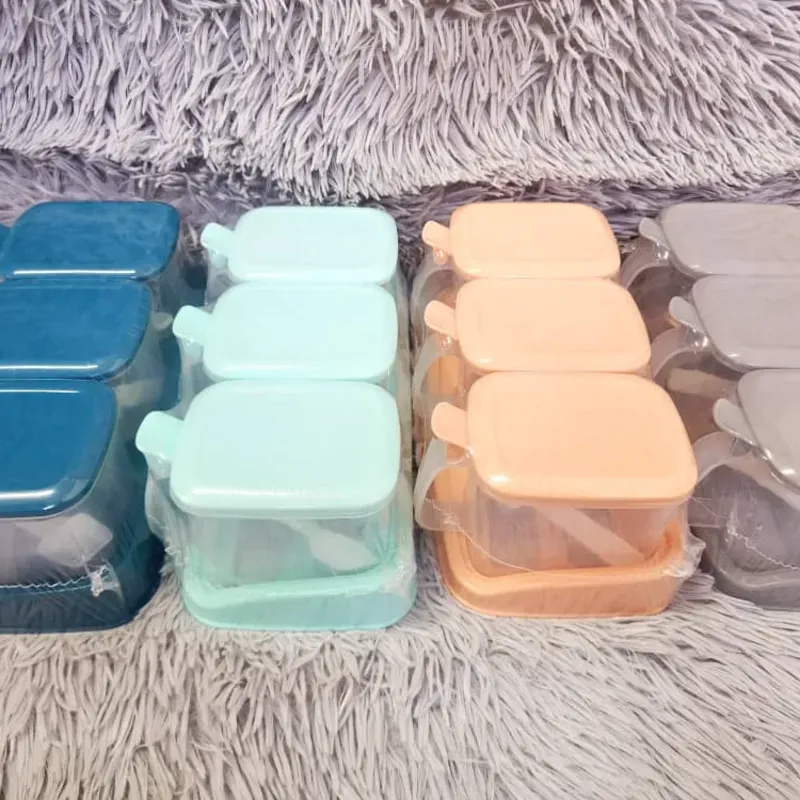 Set de 3 potes condimenteros con base y cucharita para servir