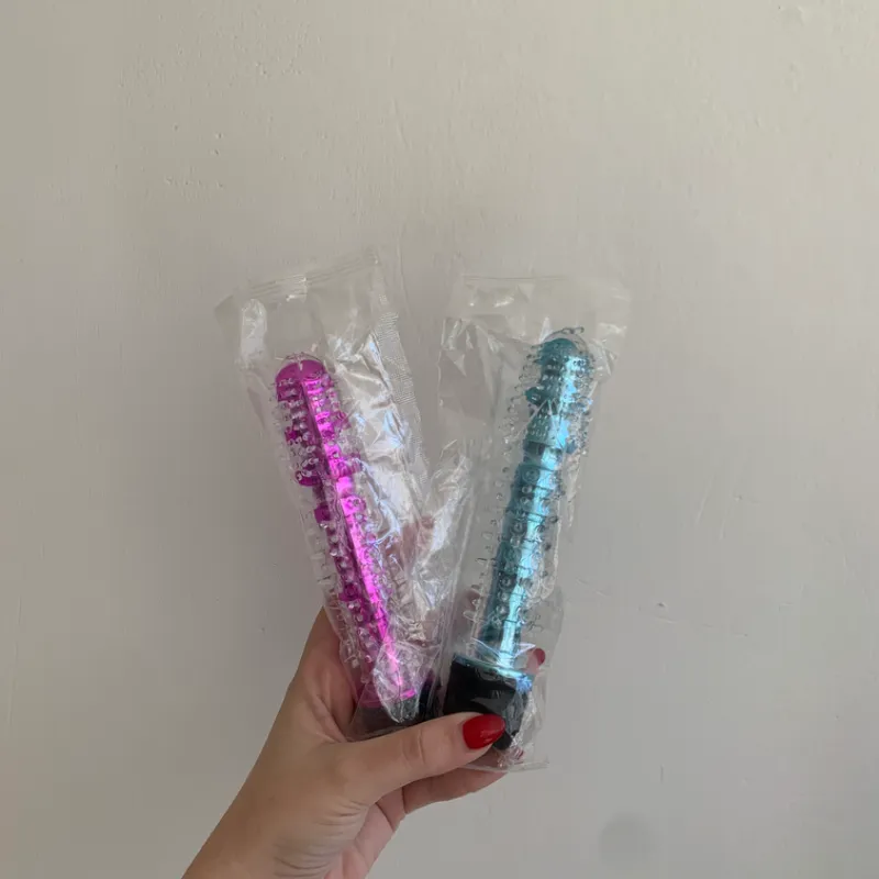 Vibrador con Relieve. 