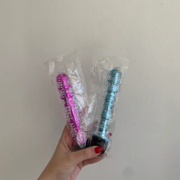 Vibrador con Relieve. 