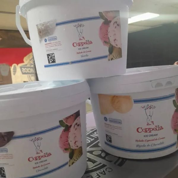 Cubeta de  4 litro de helado