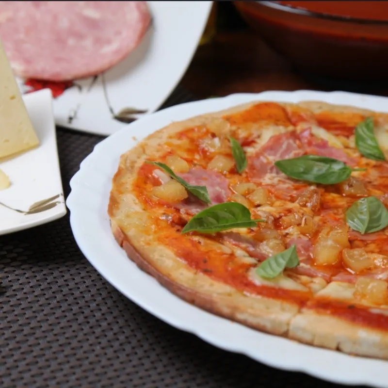 Pizza Hawaiana