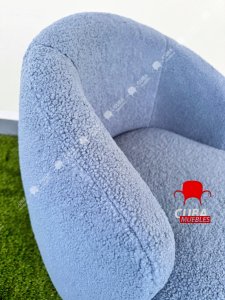 Butaca Roxy, giratoria tapizada con brazo redondo moderno, giratorio de 360 grados.