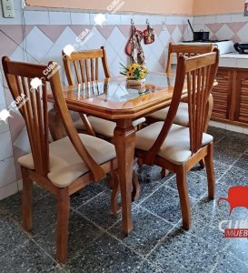 Comedor "Tropical" 4 sillas Madera color Natural