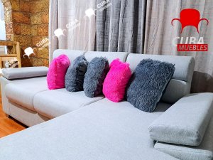 Andrea Tiny tapizado en linota gris claro