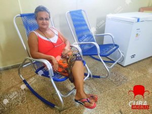 Pareja de sillones de suiza en distintos colores, rojos, verdes, azules