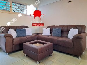 Esquinero brasileño brazo de pico en polipiel carmelita