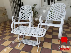 Juego de Sillones y Mesita de Hierro