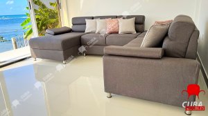 Chaise Longue Andrea con mesita esquinera.