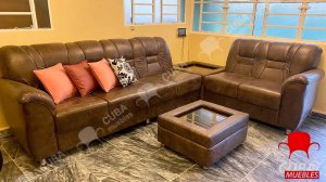 Esquinero Brasilen Polipiel Carmelita Con Mesita de Esquina