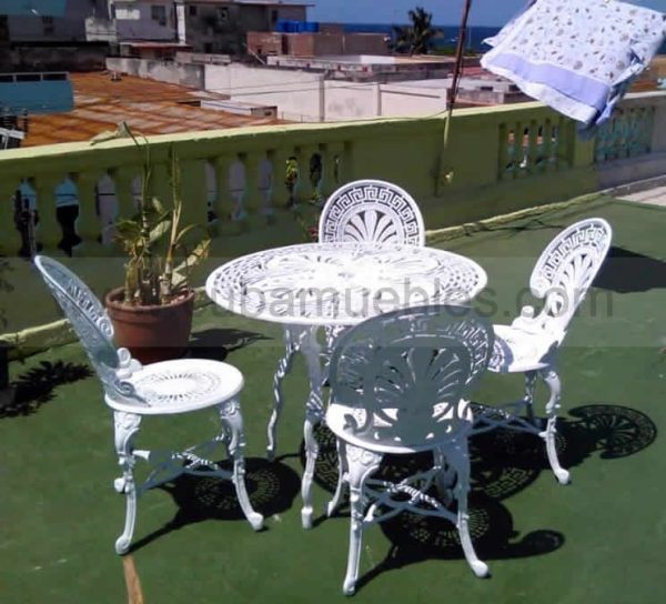 Set de Mesa y 4 Sillas - Terraza