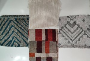 LOTE 2 DE TEJIDOS VARIOS PARA TAPICERÍA, 1.50M (60") DE ANCHO, 100% POLIÉSTER.