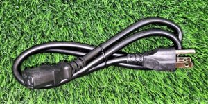 CABLE ELÉCTRICO NEGRO 16AWG, DE 1.00 M DE LONG. CON ENCHUFE, PARA COCINAS ELÉCTRICAS DE HASTA 1300W